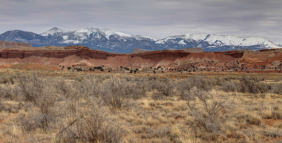 Along the Notom Bullfrog Basin Road in Capitol Reef National Park