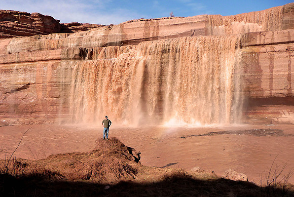 Chocolate Falls in Arizona